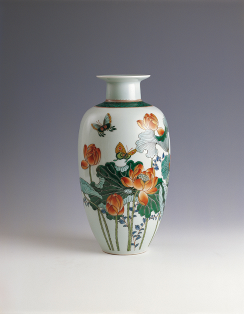 映日荷花别样红